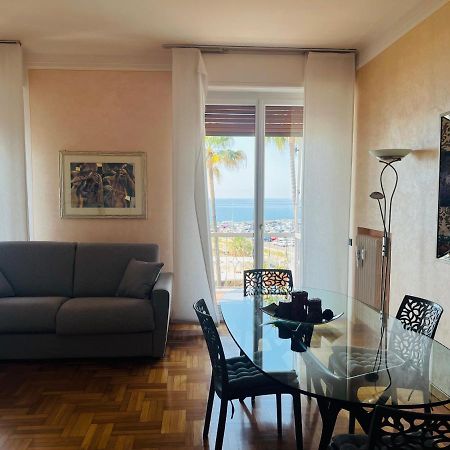 Brezza Di Mare Apartment อิมเปรีอา ภายนอก รูปภาพ