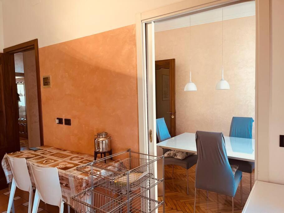 Brezza Di Mare Apartment อิมเปรีอา ภายนอก รูปภาพ