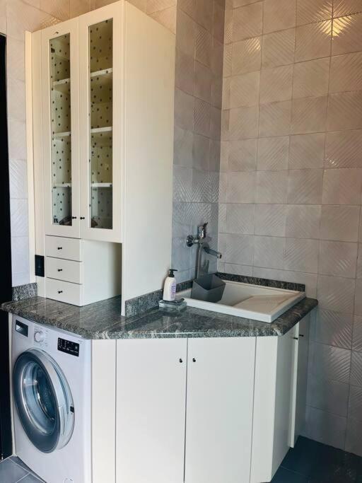 Brezza Di Mare Apartment อิมเปรีอา ภายนอก รูปภาพ