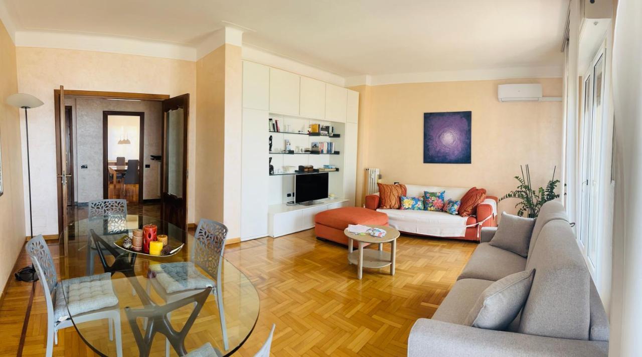 Brezza Di Mare Apartment อิมเปรีอา ภายนอก รูปภาพ